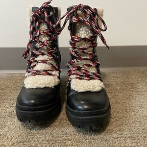 SHERPA & BLACK heeled lace up boots!!